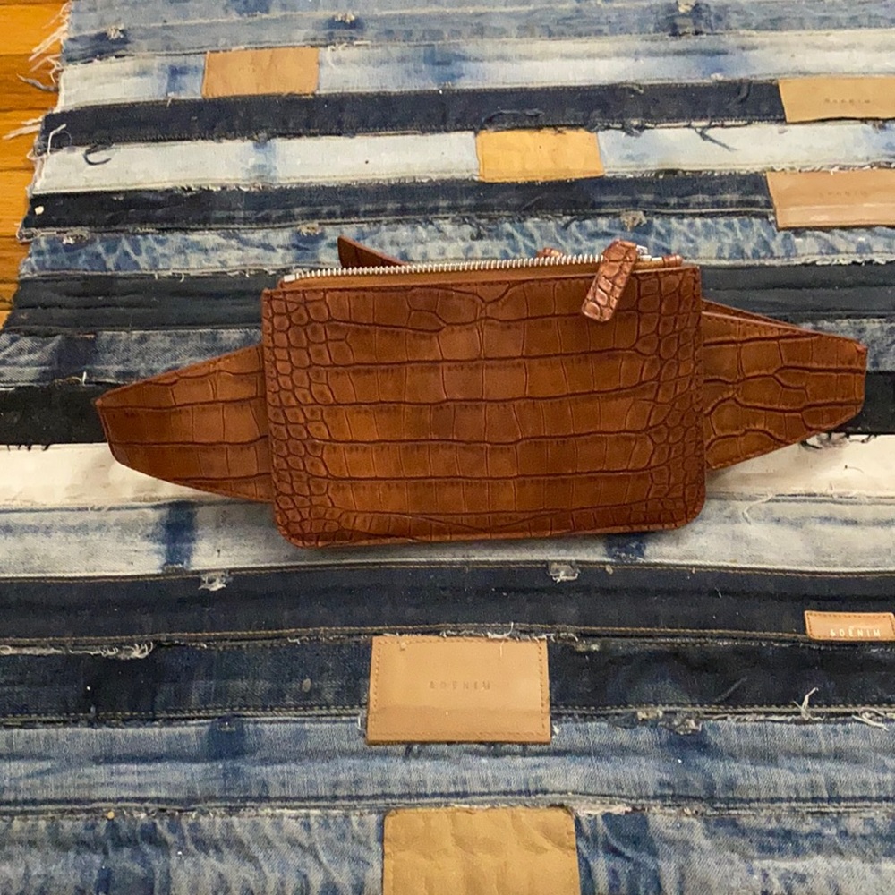 H&M Belt Bag ❤️